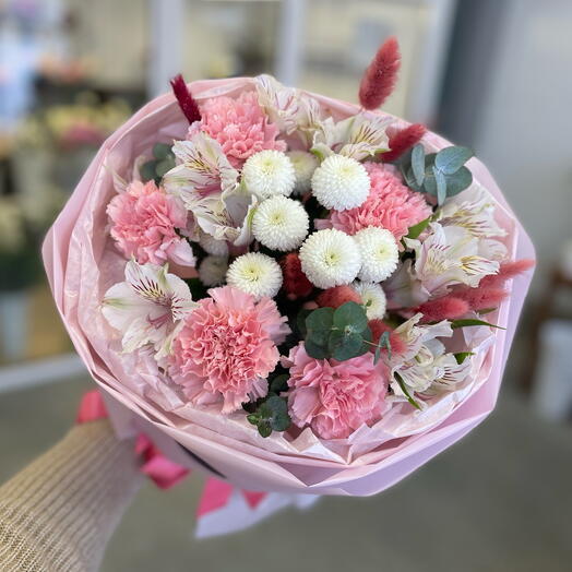 Букет круглый с розовой гвоздикой 🌸
