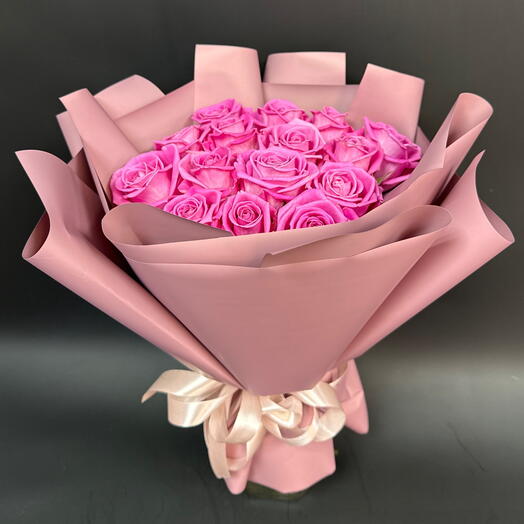 Розовые розы 15шт
