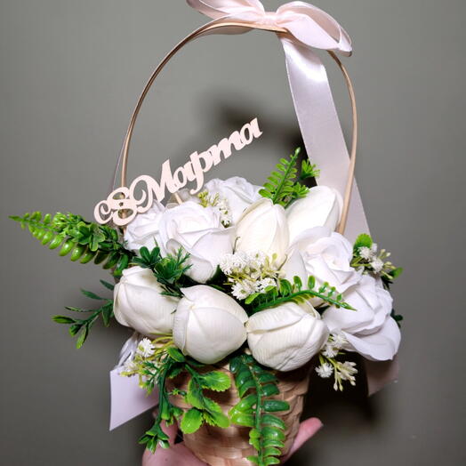 Композиция из мыльных цветов