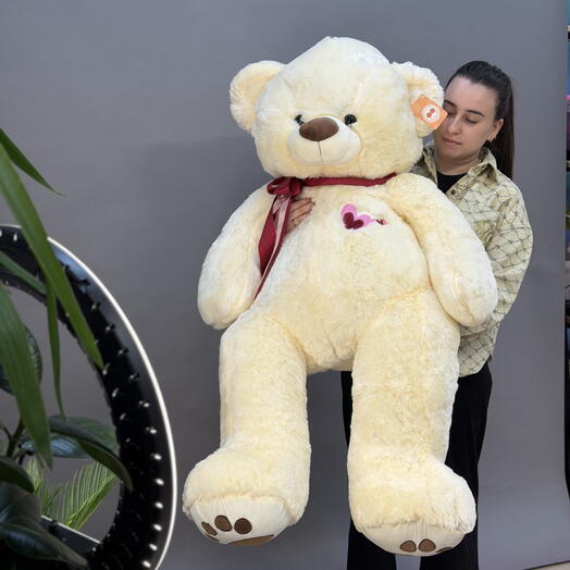 Большой белый медведь Love