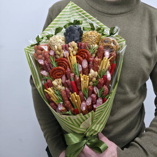 Мужской букет "Сытный"