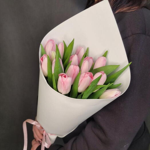 Розовые тюльпаны| букет 15 тюльпанов