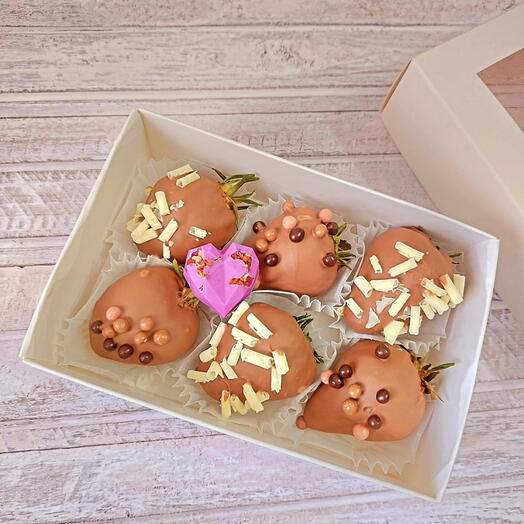 Клубника в шоколаде 6 шт