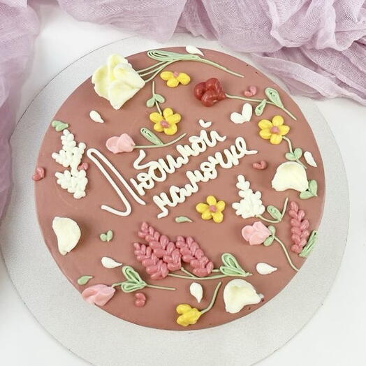 Торт для мамы на день рождения "С цветочками"