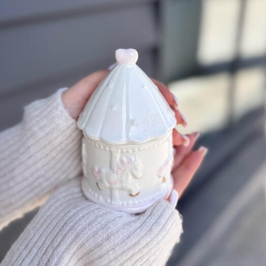 Декоративная шкатулка коняшка из керамики