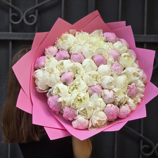 Букет 🌸💗 «Розовые облака на белом небе» 💗🌸 из 51 пиона