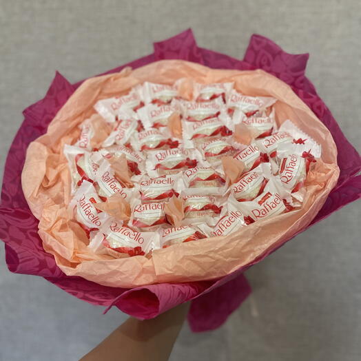Букет из конфет raffaello