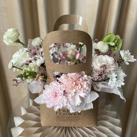 Композиция в крафтовой сумочке 🧡