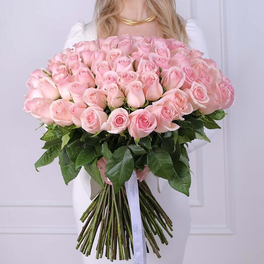 Bouquet of 101 roses "Senorita"