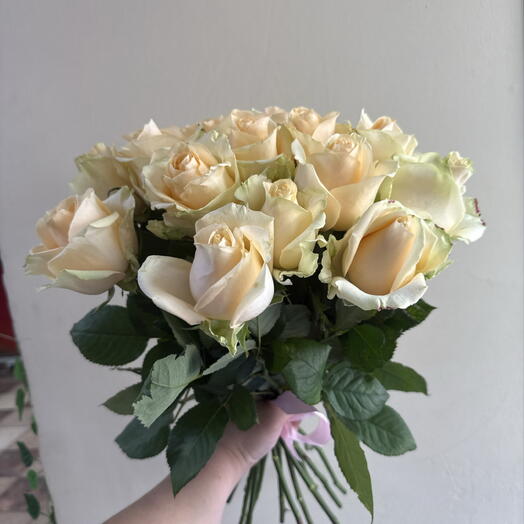 Персиковые розы