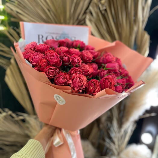 Букет из кустовых роз «Малиновый восторг» 💗