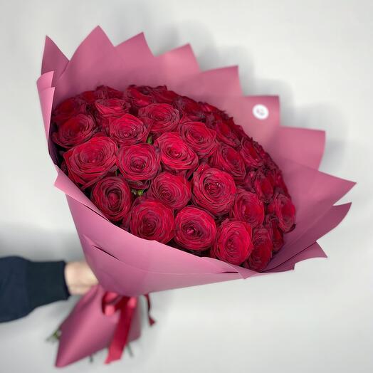 Букет красных роз