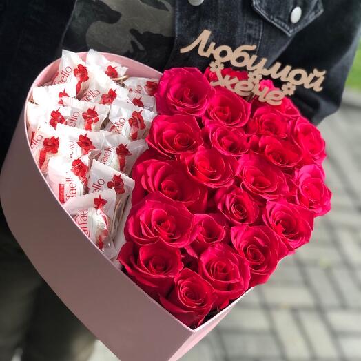 Сердце с розами и кофетами