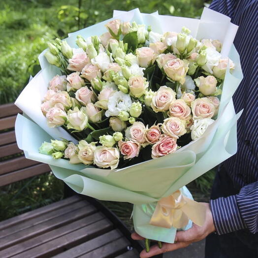 Baby Roses And Eustoma