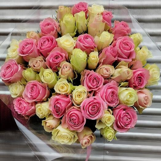 Микс из 51 кенейской розы