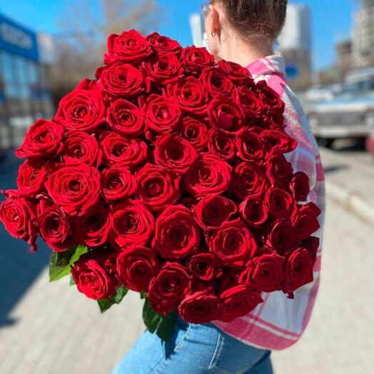 Букет из 51 красной розы