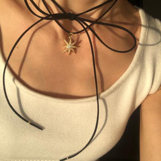 Чокер на шнуре с подвеской звезда с фианитами, позолота