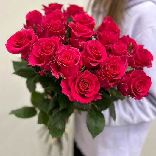Роза Эквадор 70см 19 штук