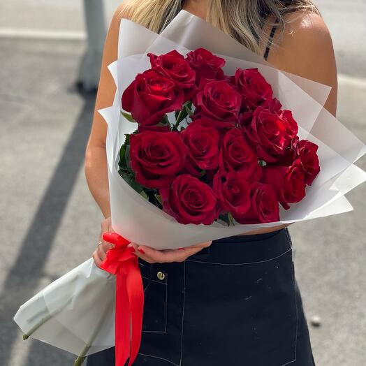 Bouquet of 15 red roses
