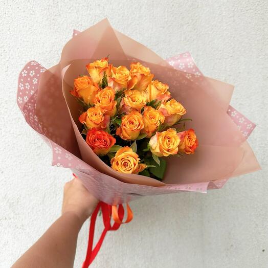 Bouquet of 15 roses