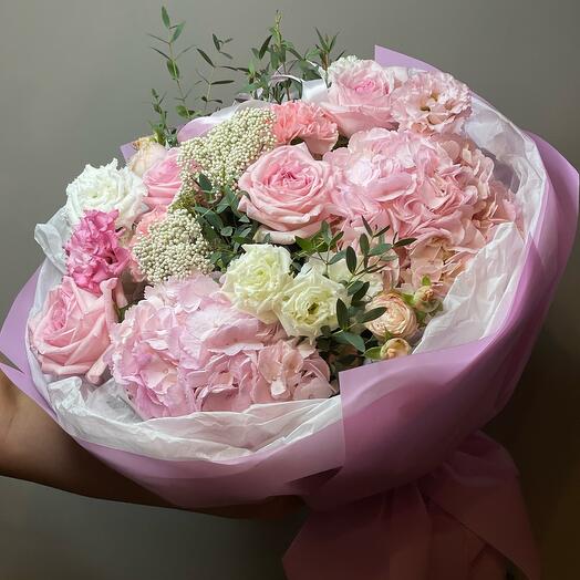 Bouquet pink delicate with hydrangea