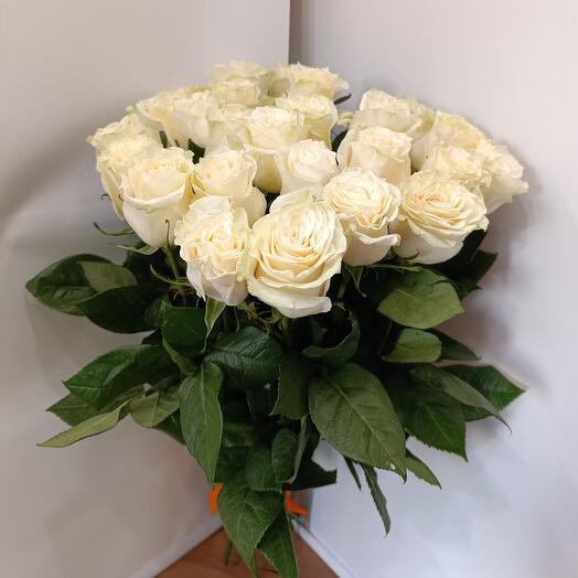 Bouquet of long, tall white roses 25 pcs. Ecuador. Bouquet of long, tall white premium roses 60-70cm, Mondial varieties