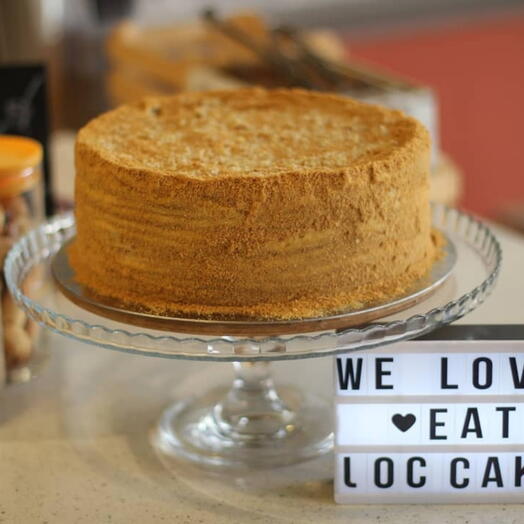 Medovik Russian Honey Cake (6 serves)