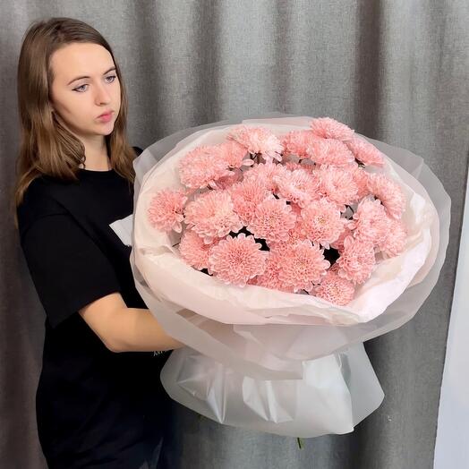 Нежный букет из хризантем