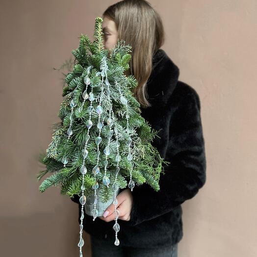 Елочка из живой хвои