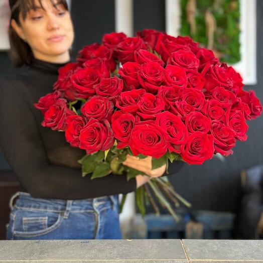 Bouquet of 51 red roses