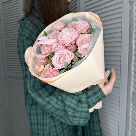 Нежные пионовидные кустовые розы 🩷 (пион)