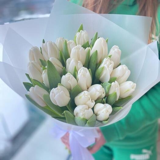 Белые тюльпаны 💜