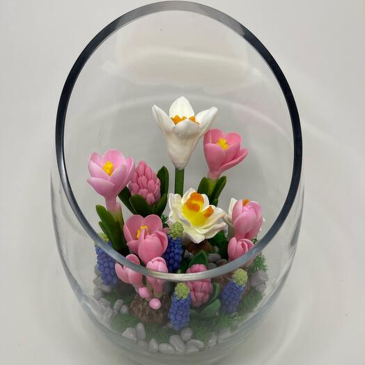 Весенняя композиция в вазе