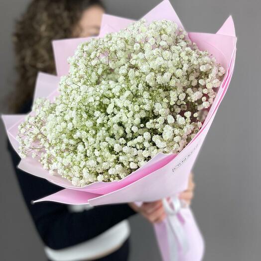 Букет из белоснежной гипсофилы