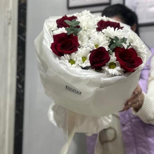 Букет с красными розами 🌹