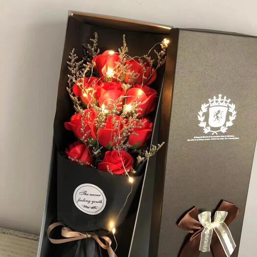 Elegant Box of 16 Red Roses with Bow