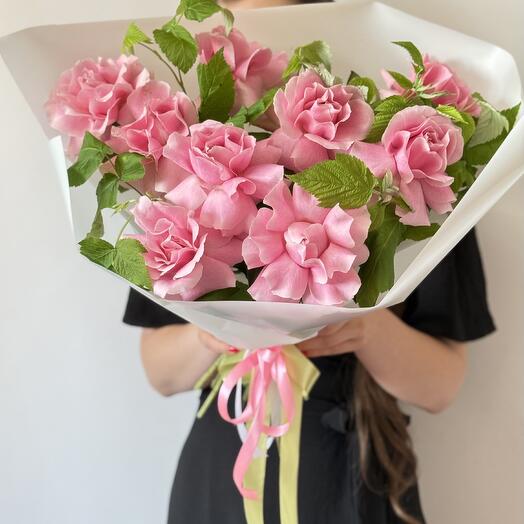Розовые сны с летней малиной , в стильной упаковке ☺️