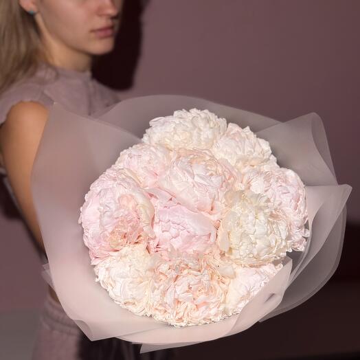 Букет пионов