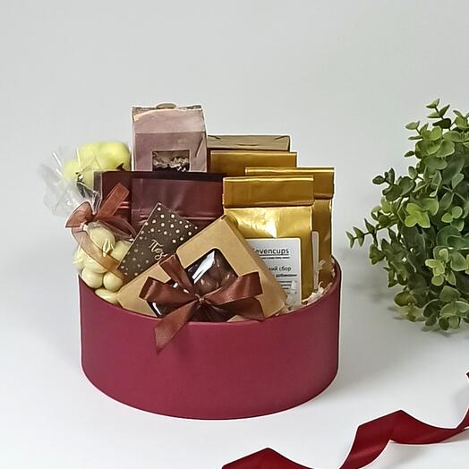 Подарочный набора чая и кофе в шляпной коробке