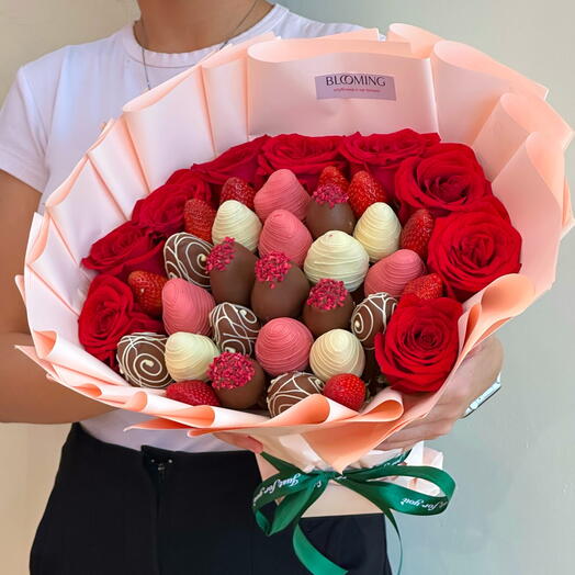 Букет «blooming love»