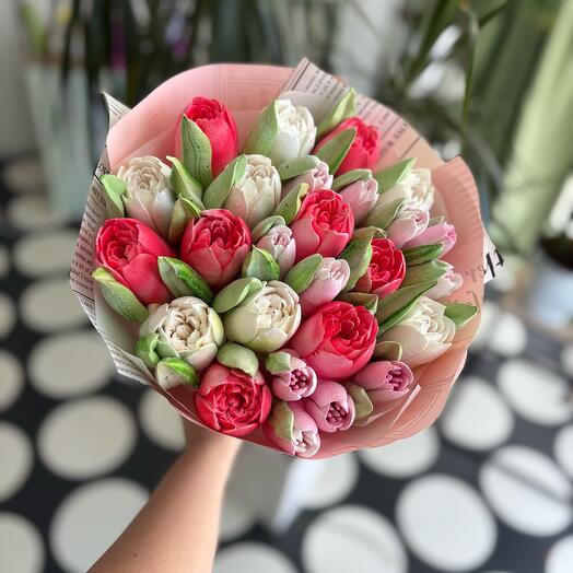 Букет из зефирных тюльпанов