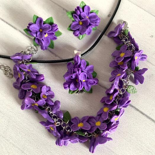 Серьги, браслет и кулон ручной работы «Сирень»