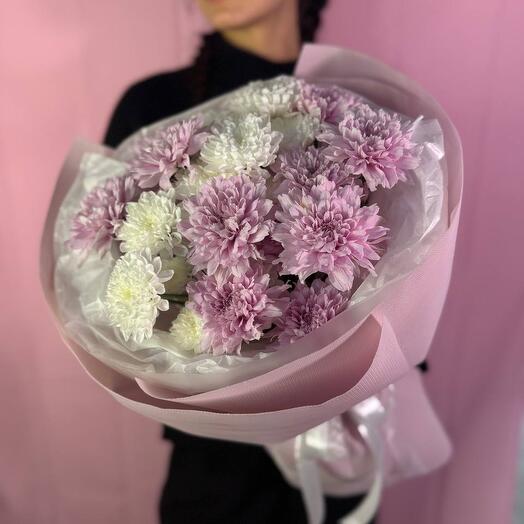 Букет хризантем «бело- сиреневый»