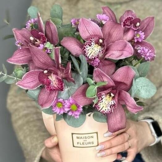 Очаровательная💕композиция с орхидеями 5 шт и эвкалиптом