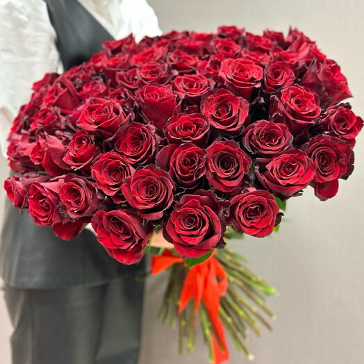Букет из 75 красных роз эквадор