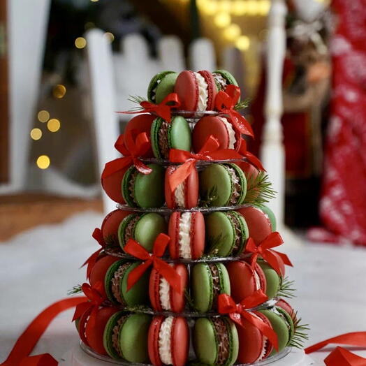 Новогодняя башня из макаронс большая