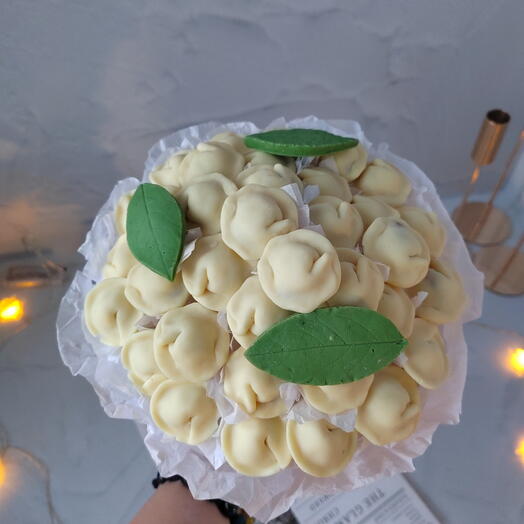 Букет из шоколадных пельмешек. Подарок папе, дяде, другу, дедушке, коллеге, маме, сестре, подруге, тете,брату