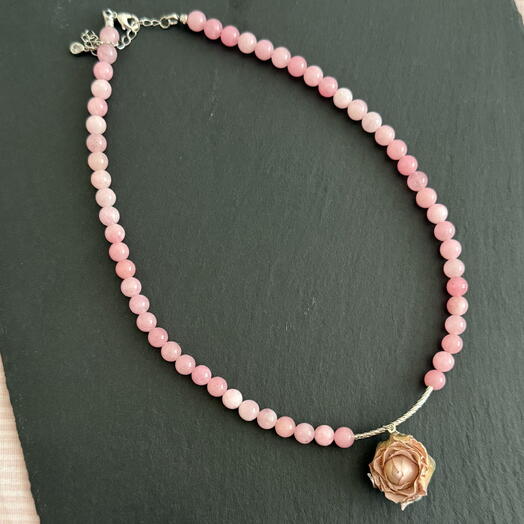 Колье pink flower