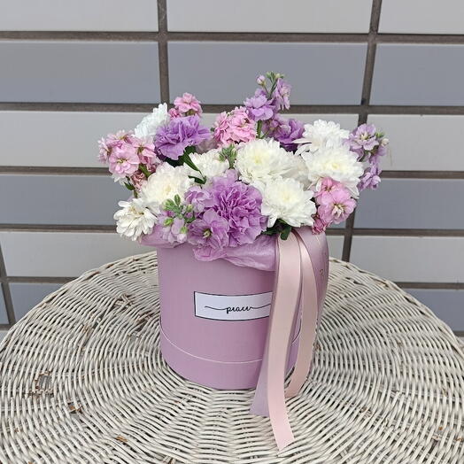 Нежная композиция с матиоллой диантусами и кустовой хризантемой💜Диантусы Хризантема кустовая