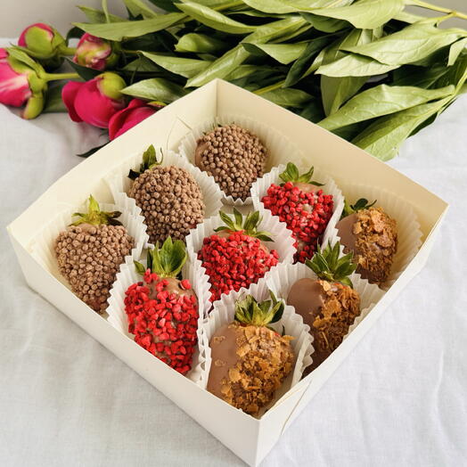Клубника в шоколаде 9 шт🍓